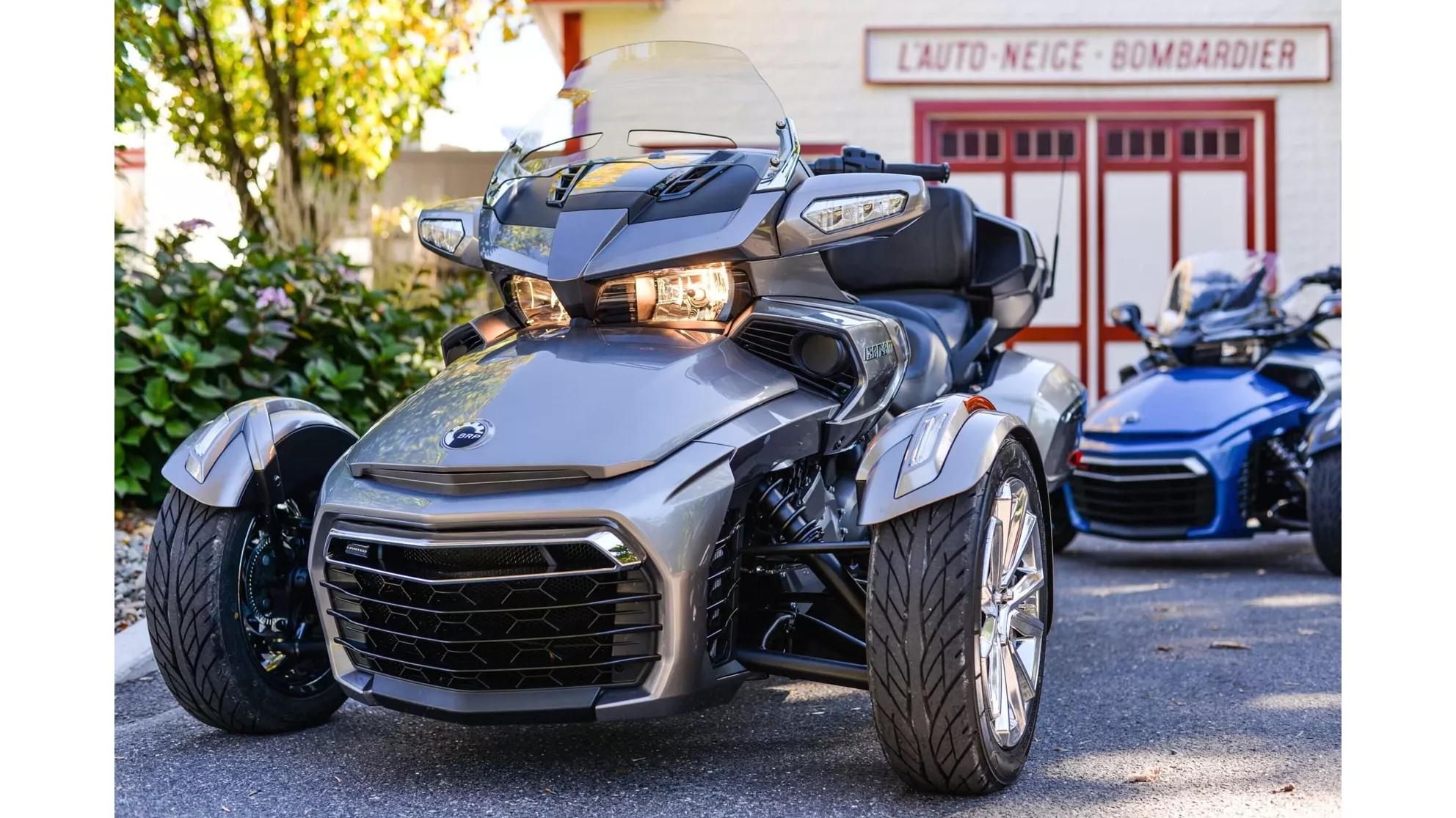 Can-Am Spyder F3 Limited - Image 6 Can-Am Spyder F3 Limited - Image 6